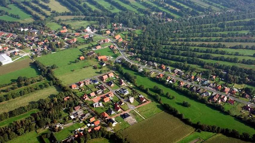 Ferienhaus für 4 Personen, mit Pool und Garten sowie Terrasse und Sauna in Leer und Umgebung - 2