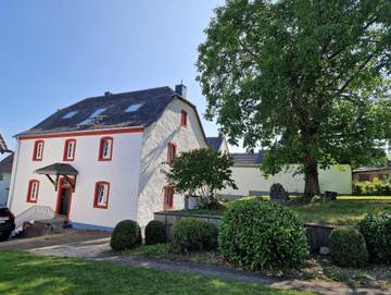 Ferienhaus für 6 Personen, mit Garten und Terrasse in Blankenheim