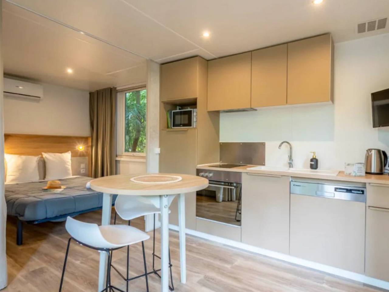 Casa móvil acogedora con terraza para 2 personas in Rivedoux-Plage, Isla de Ré