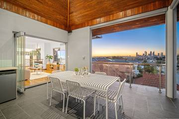 Location de vacances pour 6 personnes, avec balcon à Perth