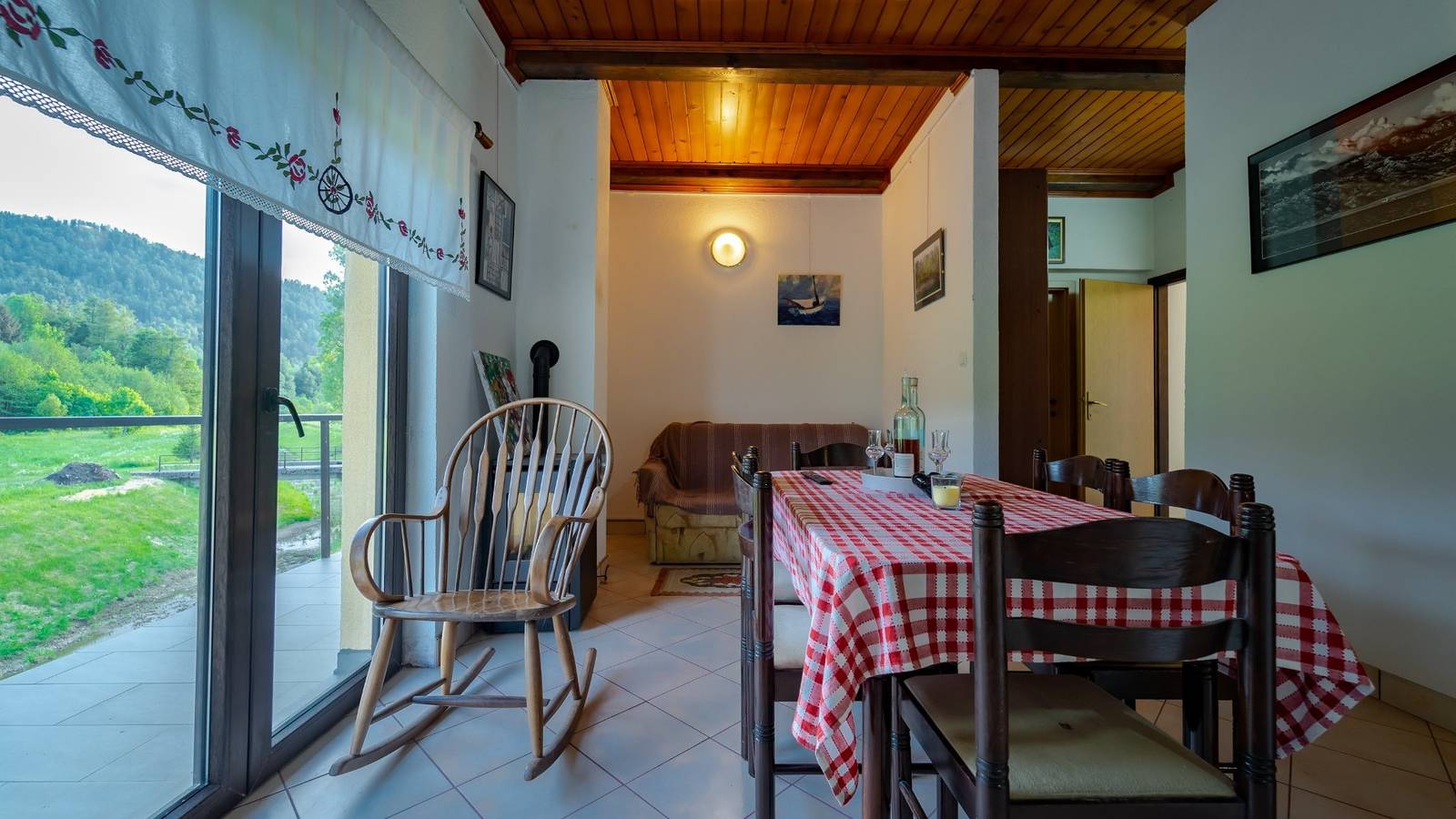 Ganze Wohnung, 2-Zimmer-Ferienwohnung mit Balkon Lokve, Gorski kotar A-20236-a in Primorje-Gorski Kotar