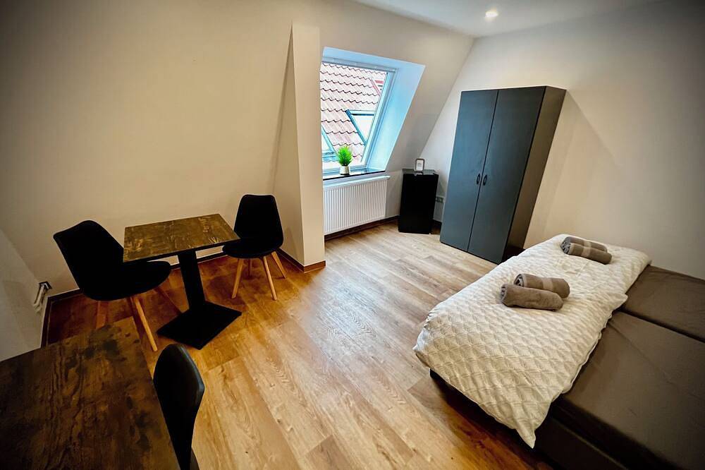 Ganze Wohnung, Zentral & Modern: Zimmer im Herzen Oldenburgs(6p) in Oldenburg, Niedersachsen
