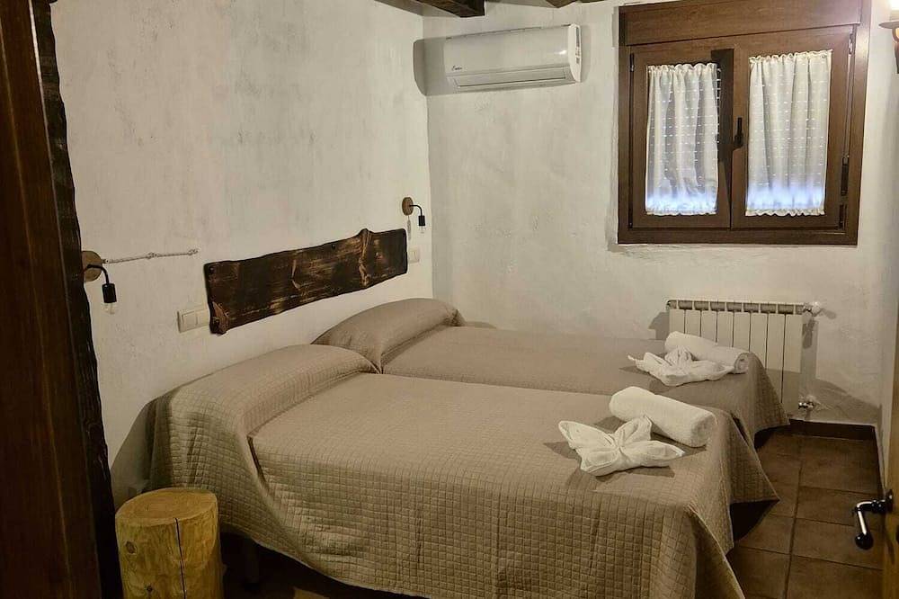 Casa Abuelo Cañi in Arenas de San Pedro, Valle del Tiétar