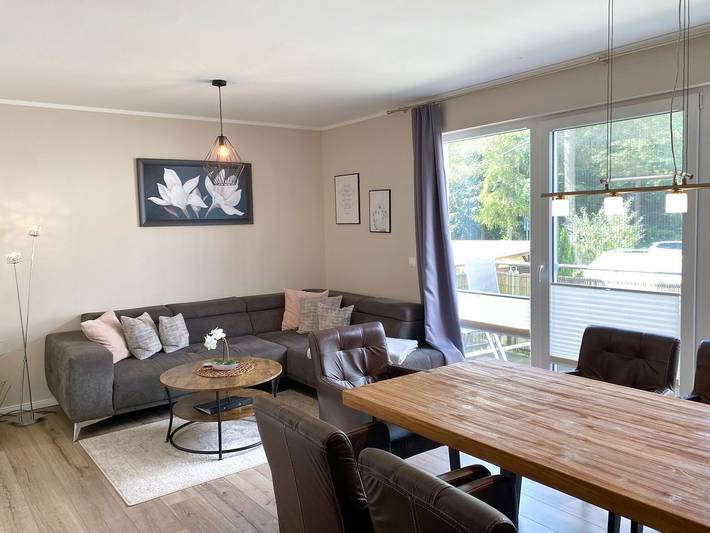 Ferienwohnung für 6 Personen, mit Balkon und Garten in Juliusruh, Rügen