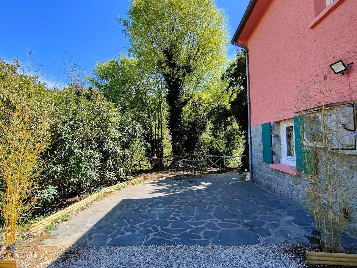 Appartement entier, Le gîte '' Au fil de l'eau '' in Ria-Sirach, Parc naturel régional des Pyrénées catalanes