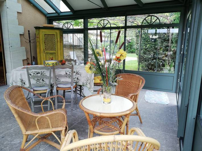 Gîte pour 4 personnes, avec jardin ainsi que piscine et terrasse à Le Thor - 4