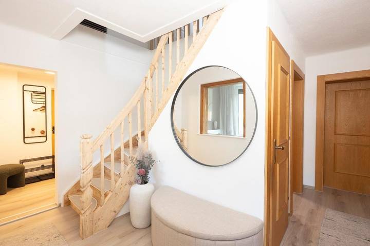 Chalet für 6 Personen, mit Balkon und Terrasse sowie Garten und Ausblick
