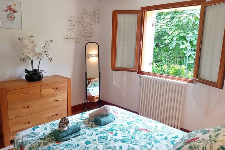 Location de vacances pour 2 personnes, avec terrasse et jardin à Carsac-Aillac - 3