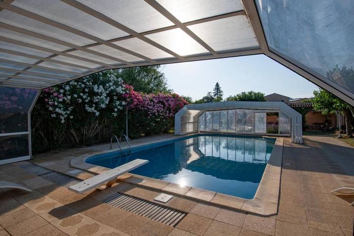 Gîte pour 2 personnes, avec piscine ainsi que jardin et vue à Pignans - 2