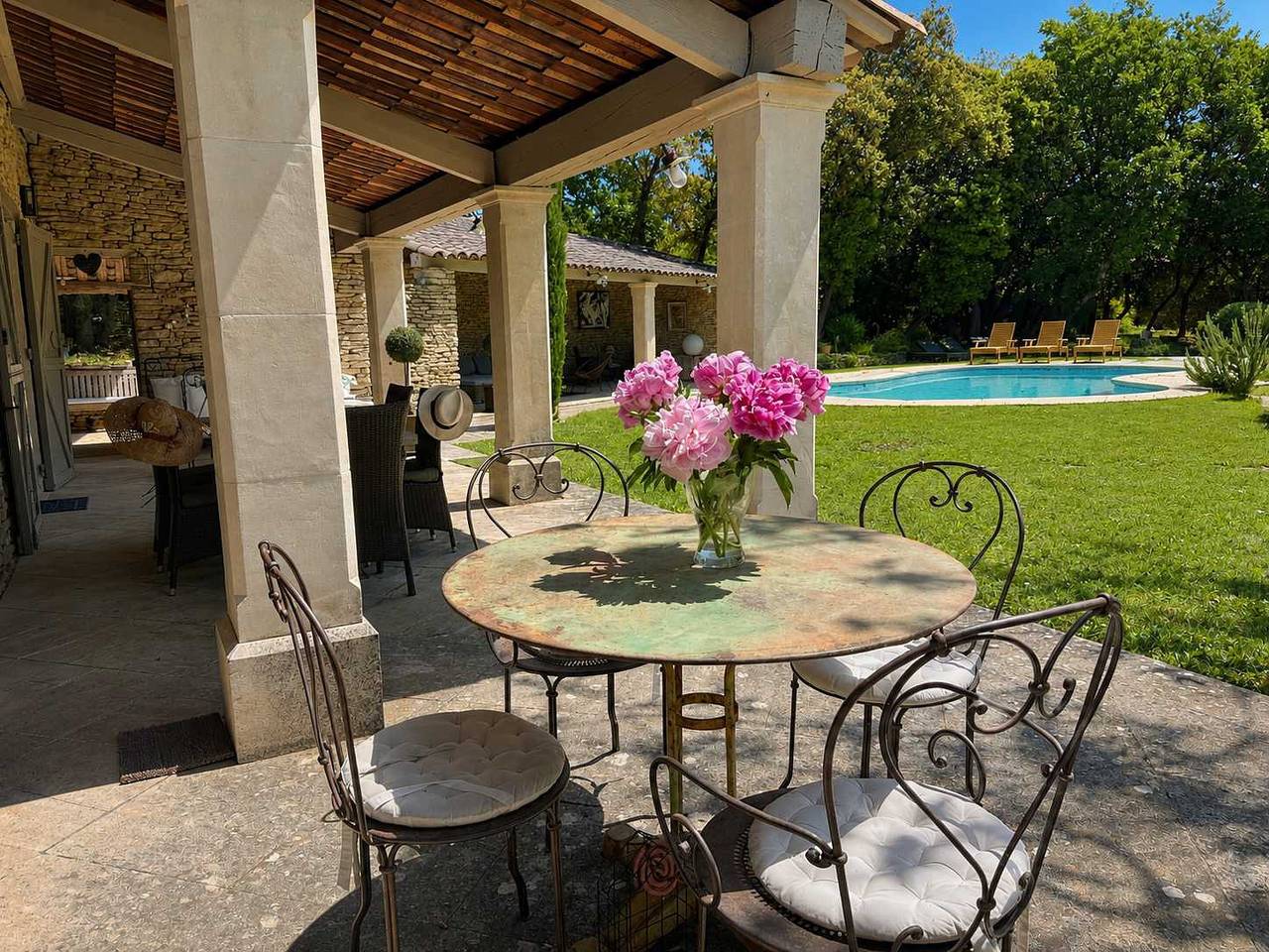 Provencal villa in the heart of the Luberon in Gordes, Parque natural regional del Luberon
