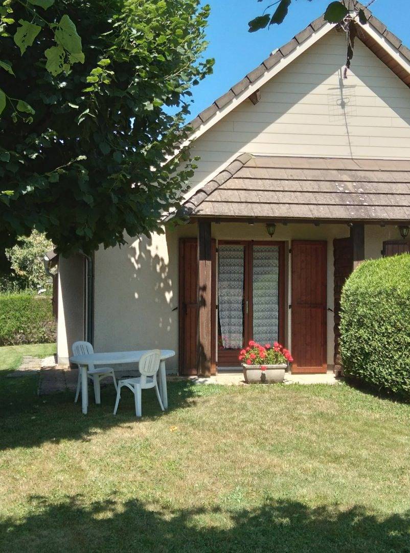 Maison/Chalet in Vic-sur-Cère, Région d'Aurillac