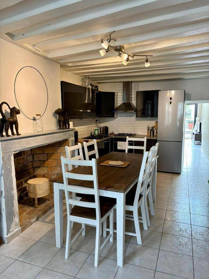 Location de vacances pour 2 personnes, avec terrasse ainsi que vue et jardin à Crépy-en-Valois - 3