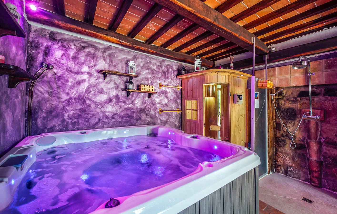 Ganze Ferienwohnung, Castiglione Oasis Wohnung mit Pool & Parkplatz in Castiglione d'Orcia, Castiglione d'Orcia und Umgebung