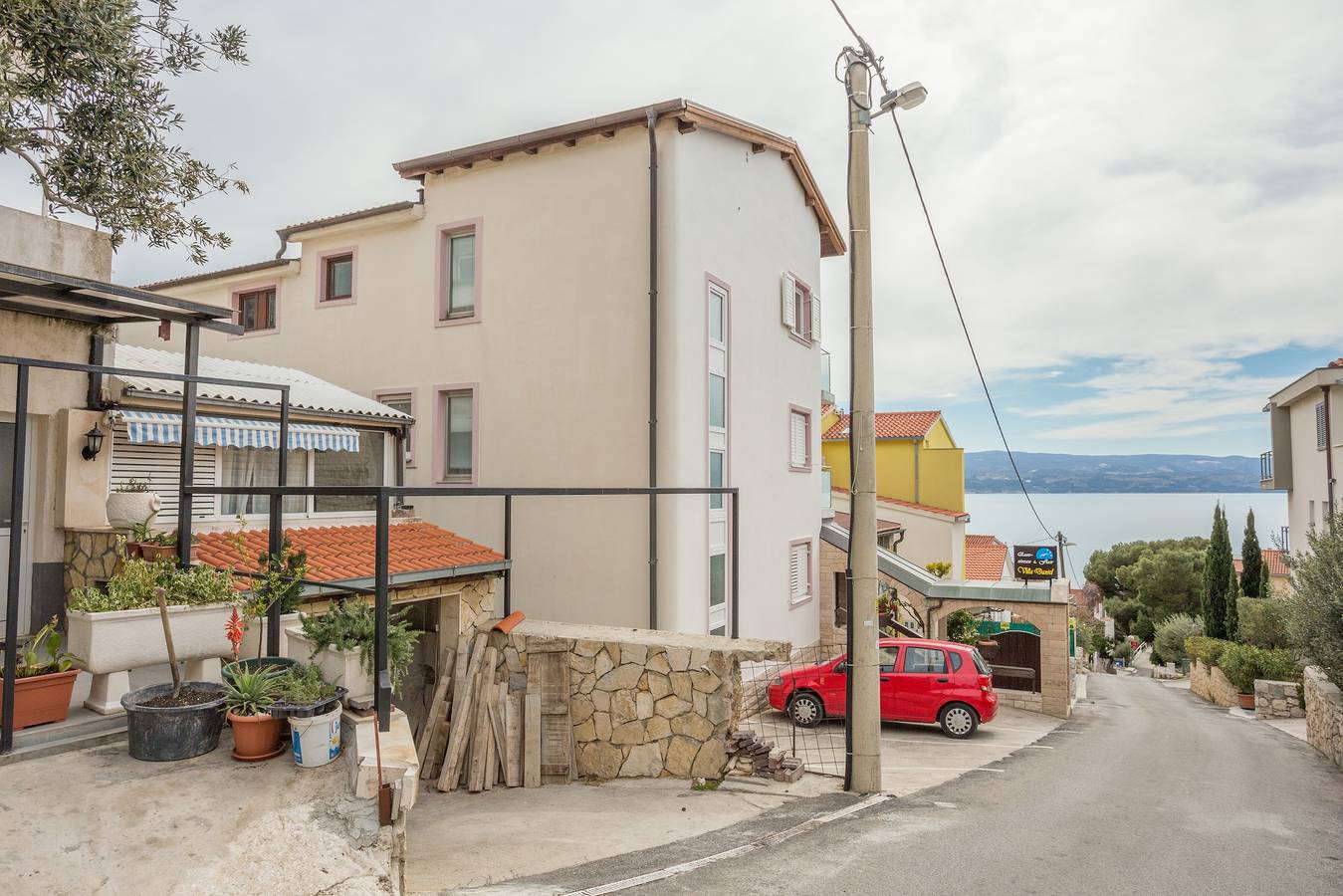 Zimmer Nemira, Omis S-2781-e in Omiš (Kroatische Adria), Omis
