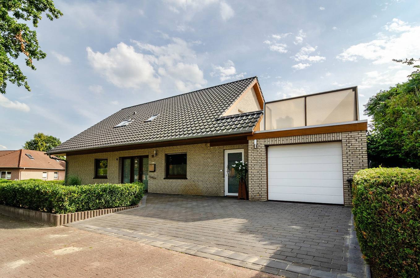 Entire apartment, Apartment 'Ferienwohnung Bodenstein' with Private Terrace and Wi-Fi in Surwold, Nordseeküste