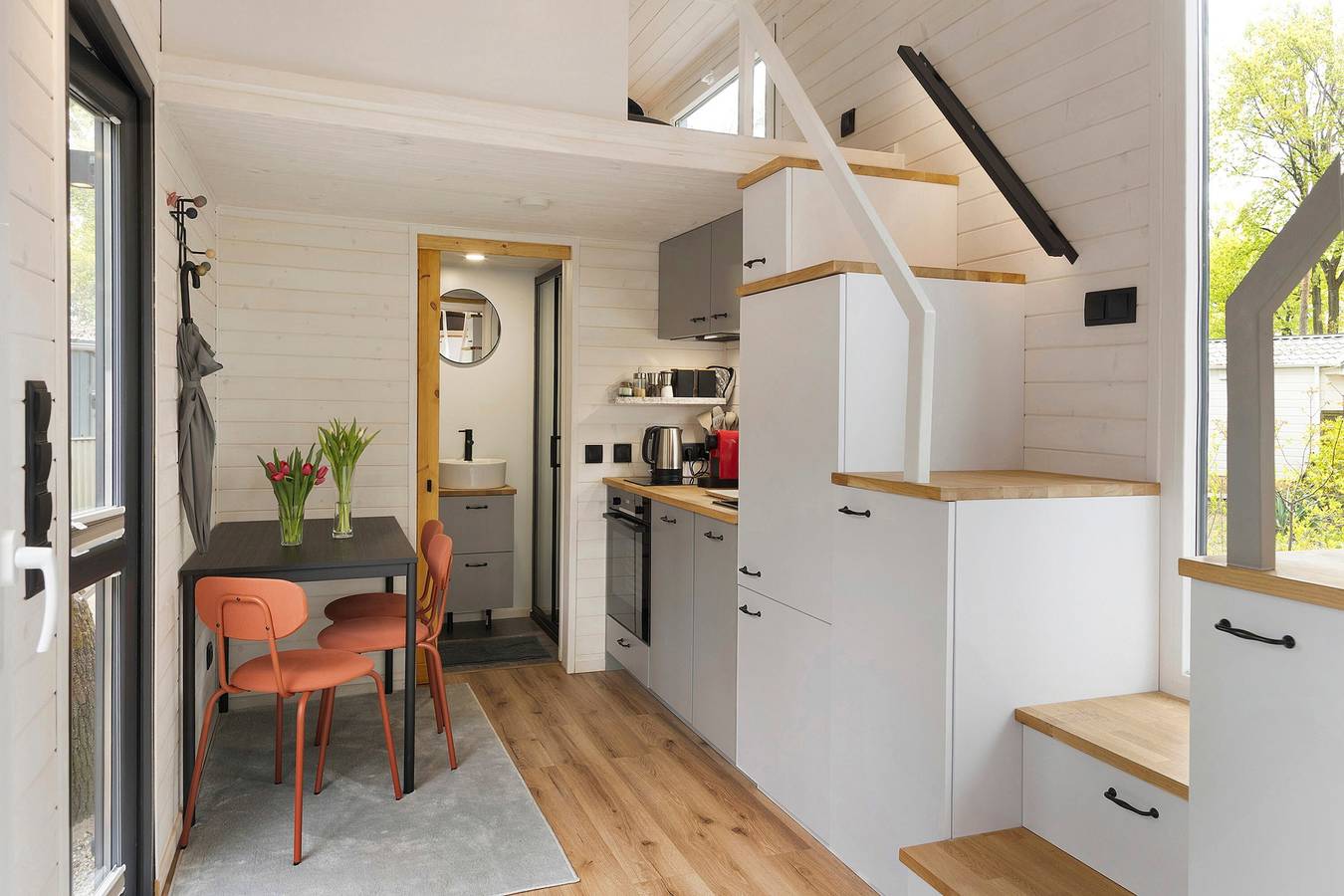 Ganze Ferienwohnung, Tiny Home 'Tiny House Nr 6' mit privater Terrasse, Wi-Fi und Klimaanlage in Caputh, Schwielowsee