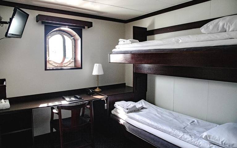 Bateau pour 2 personnes, avec terrasse ainsi que vue et vue sur le lac à Stockholm - 2