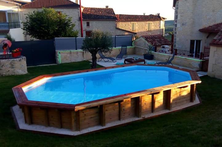 Location de vacances pour 8 personnes, avec jacuzzi et jardin à Monségur (Lot-et-Garonne)