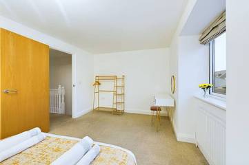 Beach House for 6 People in Newquay, Cornwall, Photo 4