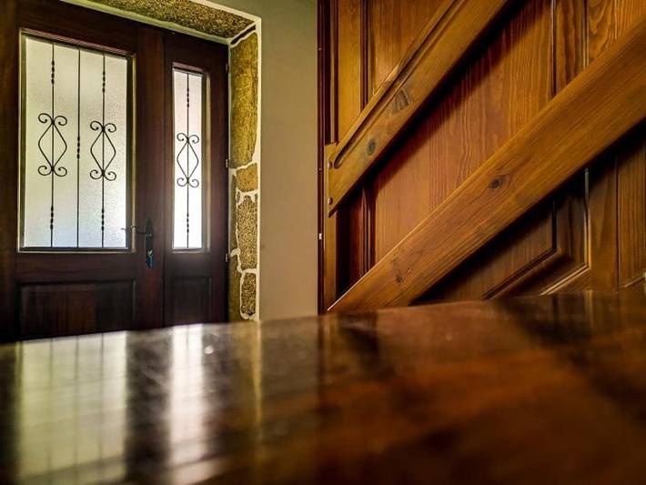 Maison de campagne pour 8 personnes, avec piscine ainsi que terrasse et vue, animaux acceptés dans Castro Daire - 2