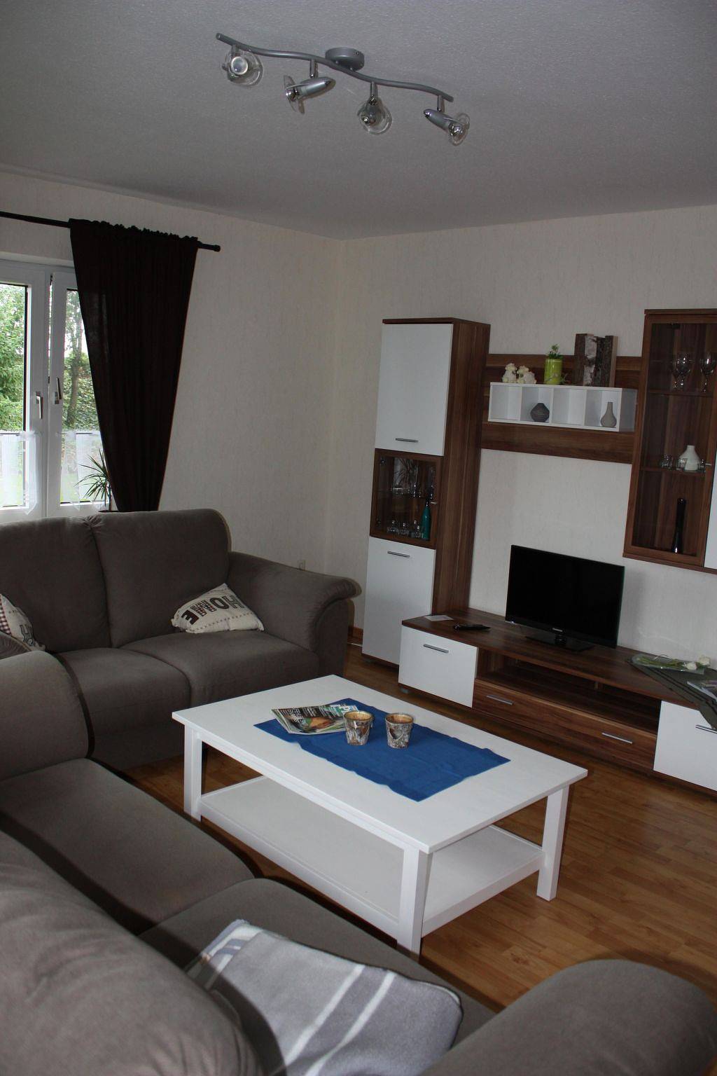 Mit kleinem Garten und Grill in Stadland, Nordseeküste