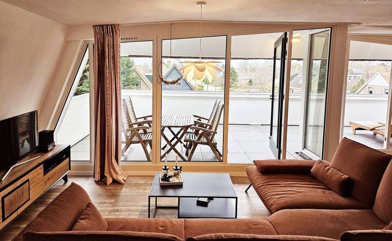 Ganze Wohnung, Penthaus Sunside Ameland - wunderschöne Pentaus-Wohnung nach Süd-West ausgerichtet für bis zu 4 Personen  mit großer Dachterrasse in Buren (Ameland), Westfriesische Inseln
