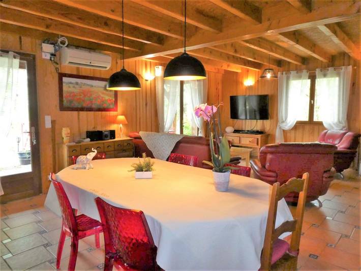 Location de vacances pour 7 personnes, avec terrasse ainsi que jardin et vue à Loupiac (Lot) - 4