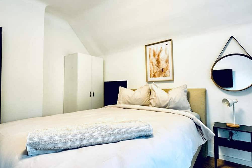 Room for 2 in a Comfy Villa w/ Garden near Danube in Floridsdorf, Wien