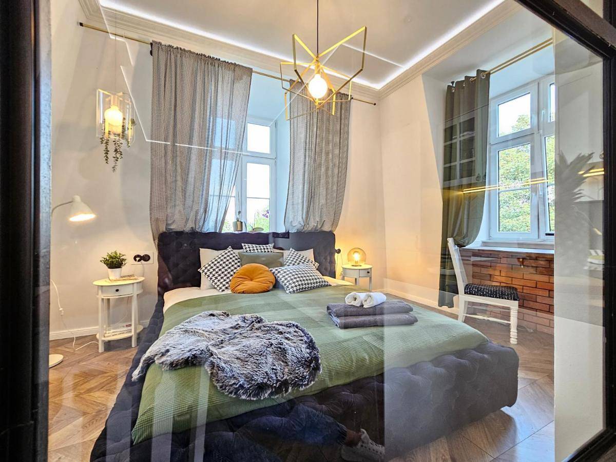 Cały apartament, Old Apartament 3 Maja by 4M Design Dąbrowa Górnicza in Dąbrowa Górnicza, Śląsk