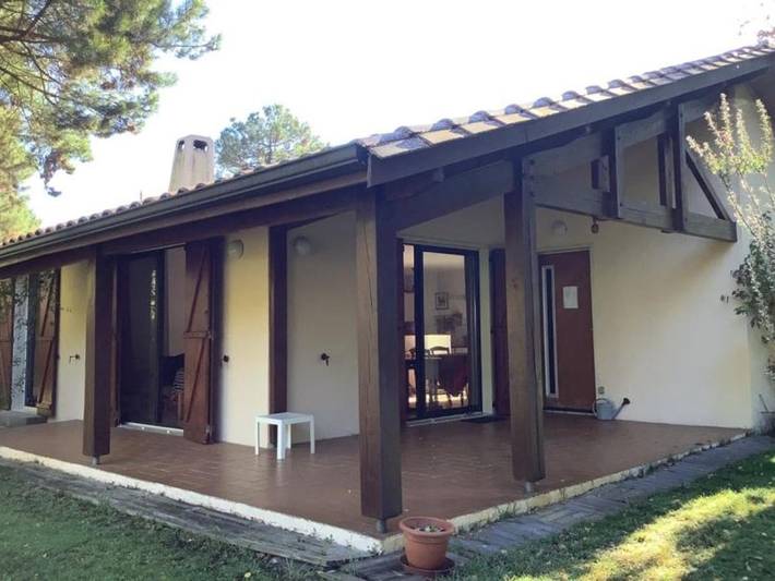 Location de vacances pour 6 personnes, avec terrasse et jardin dans Maubuisson - 2