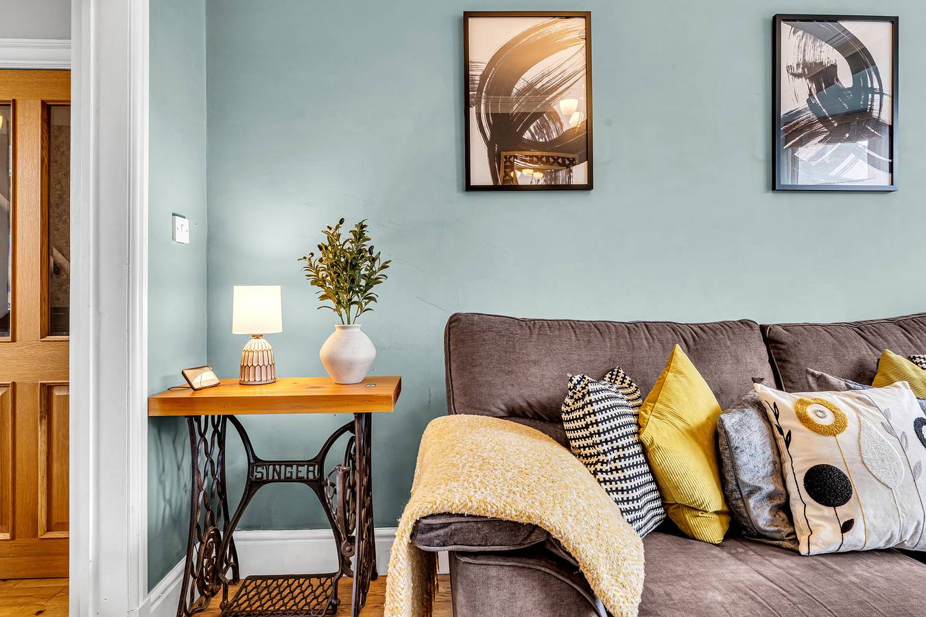 Stoke Townhouse in Stoke-on-Trent, Midlands
