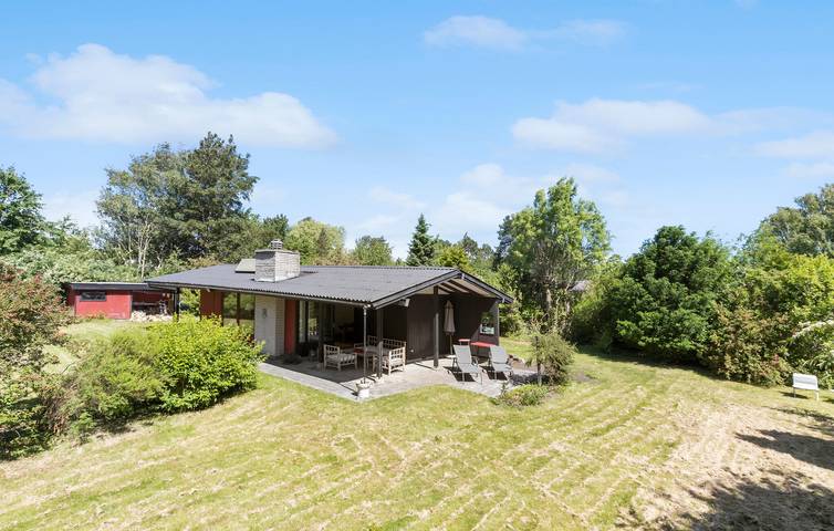 Ferienhaus für 4 Personen, mit Terrasse und Garten