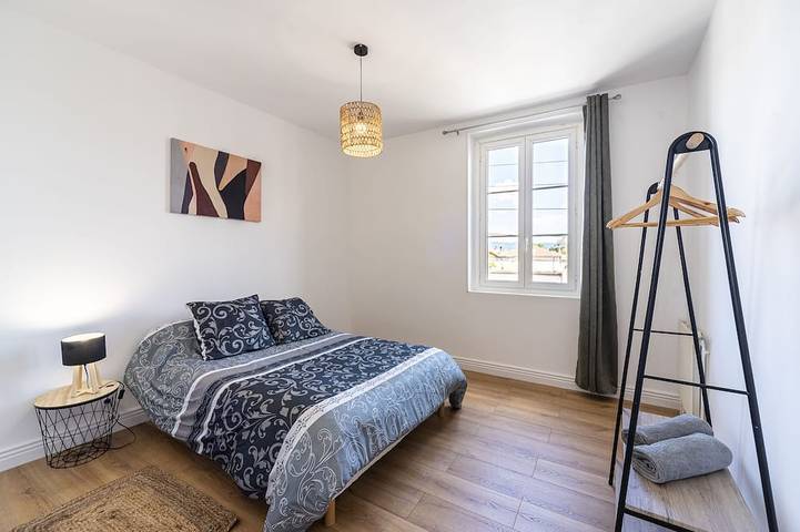 Ganze Wohnung, Le Liondor, superb apartment near park, station and town center in Montélimar, Nyons und Umgebung