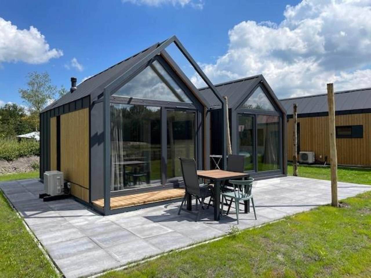 Gemütliches Ferienhaus am Angelteich in Hardenberg, Regio Zwolle
