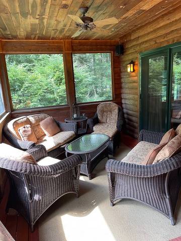 Holiday Home for 8 People in Monterey (MA), Massachusetts, Photo 3