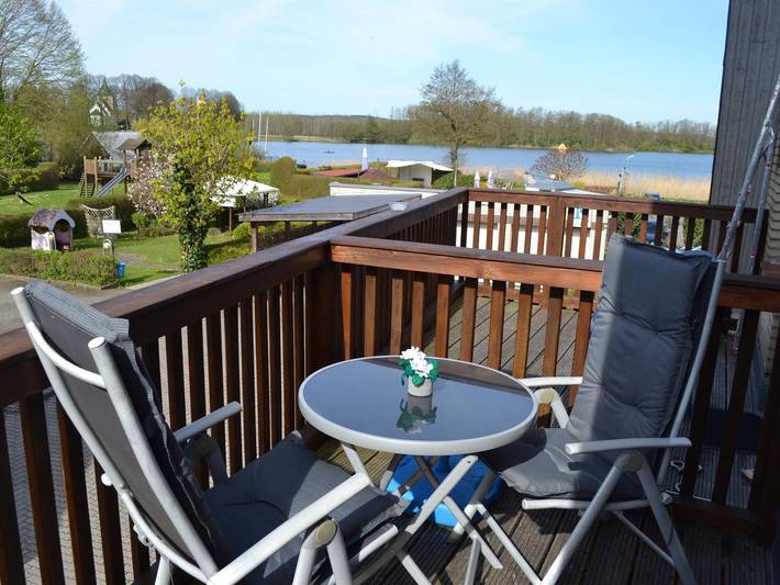 Ferienwohnung für 2 Personen, mit Balkon in Bosau