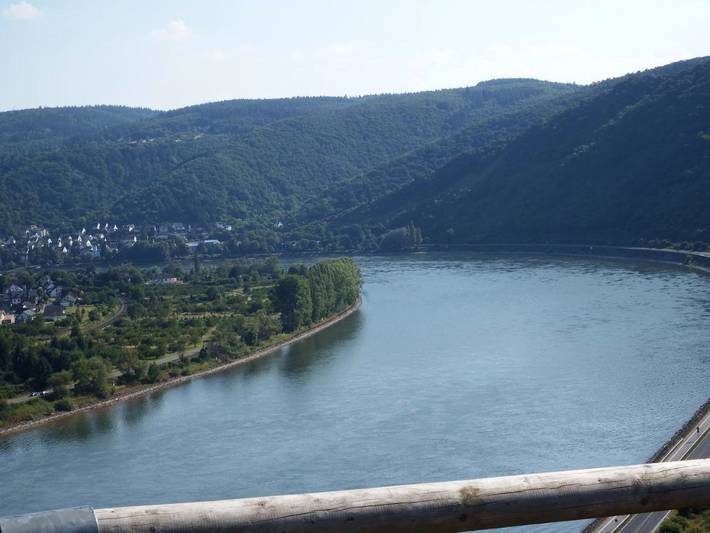 Ferienwohnung für 8 Personen, mit Terrasse und Garten sowie Ausblick in Boppard - 3