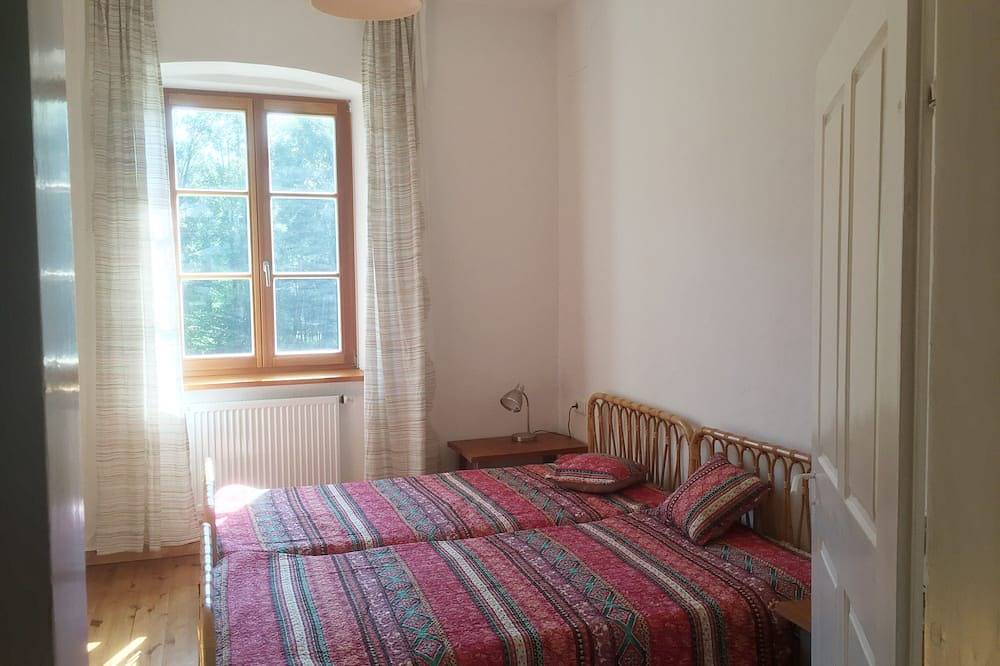Gemütliches Ferienhaus, direkter Zugang zur Ohe, Grundstück zur Alleinnutzung in Schönberg (Bayern), Ostbayern