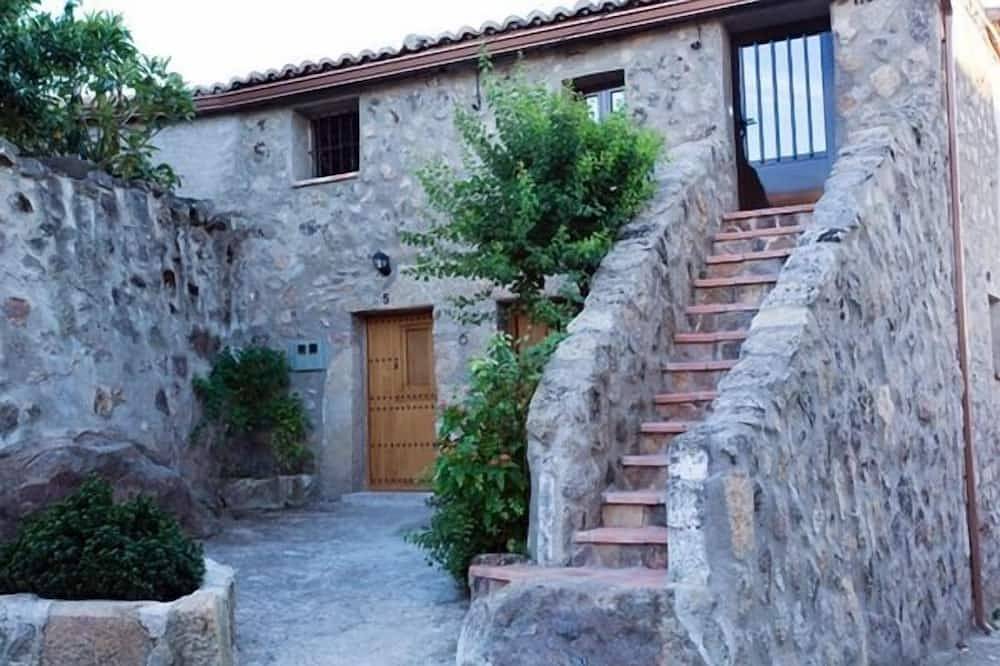 The House of Luis for 4 people in Santa Cruz de la Sierra, Cáceres Region