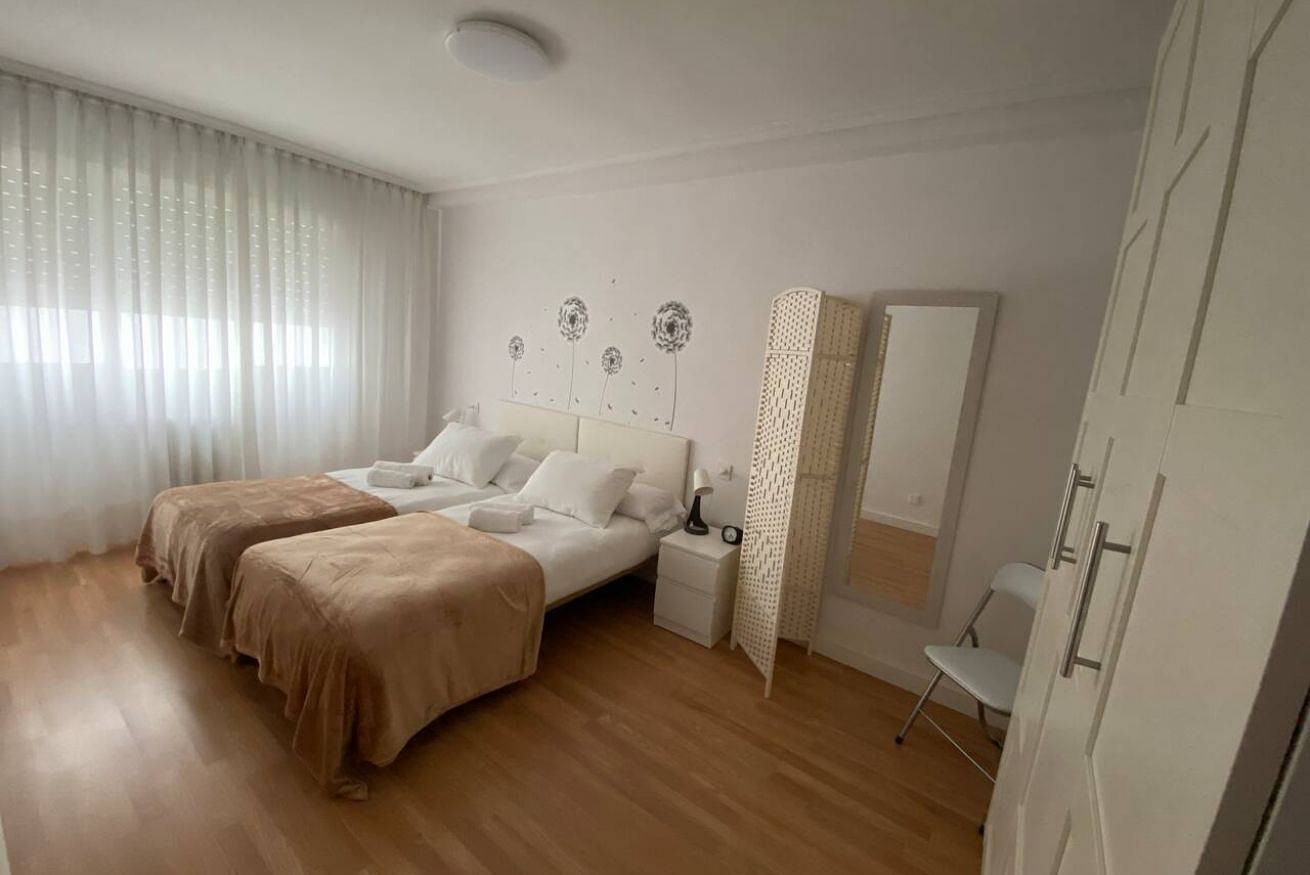 Ganze Wohnung, 1A133 Casa Güeli in Gijón, Costa Verde (Spanien)