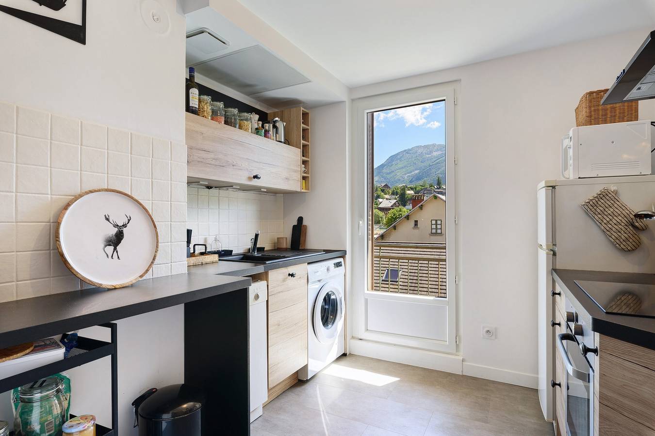 Geheel appartement, La Tanière – Gezinsappartement / Uitzicht op bergen / Centrum te voet / Skiën & Natuur in Villard-de-Lans, Parc naturel régional du Vercors