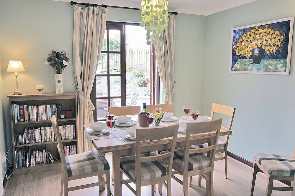Pebble Cottage in Broad Haven, Pembrokeshire