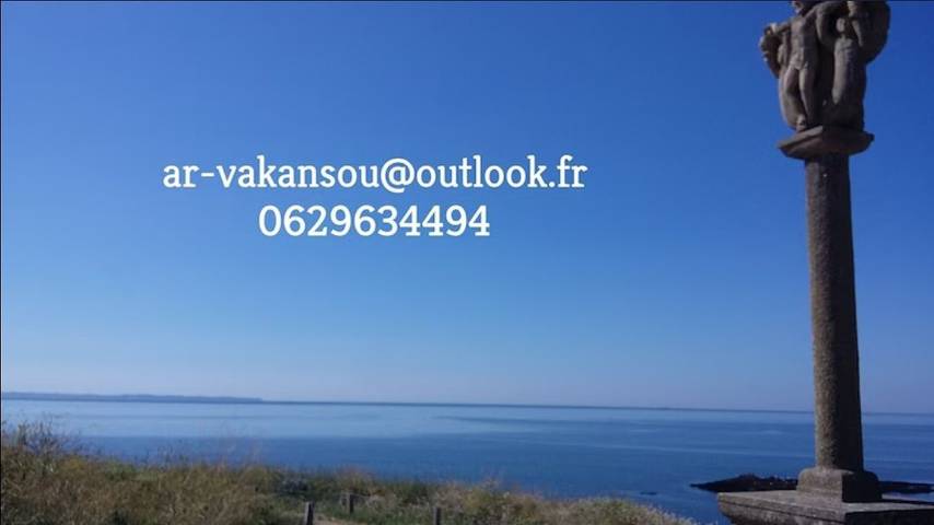 Gîte pour 4 personnes, avec piscine ainsi que terrasse et jardin à Clohars-Carnoët