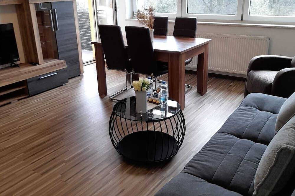 Ganze Wohnung, Helle und freundliche Ferienwohnung (70qm) mit Balkon in Schöllkrippen, Spessart-Mainland
