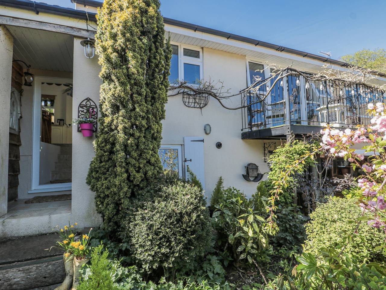 7 The Cedars in Stroud, Gloucestershire