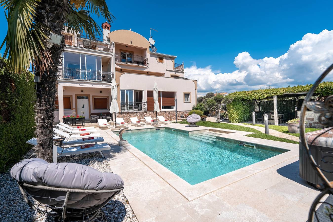 Appartamento vacanze a Vrvari a partire da 120€ a notte