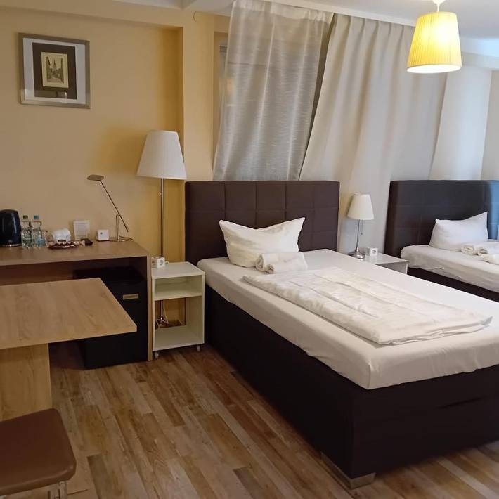 Hôtel pour 4 personnes, avec vue, animaux acceptés à Oberursel - 2