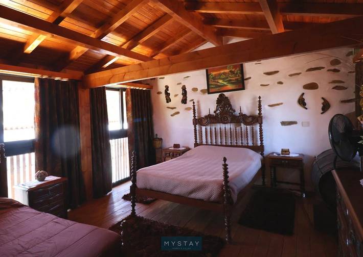 Entire apartment, Apartment 'Casa Alto Das Fragas' with Mountain View, Wi-Fi and Air Conditioning in Canedo de Basto, Canedo de Basto e Corgo