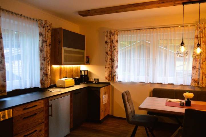 Ferienwohnung für 5 Personen, mit Balkon und Terrasse sowie Ausblick in Hüttschlag - 4