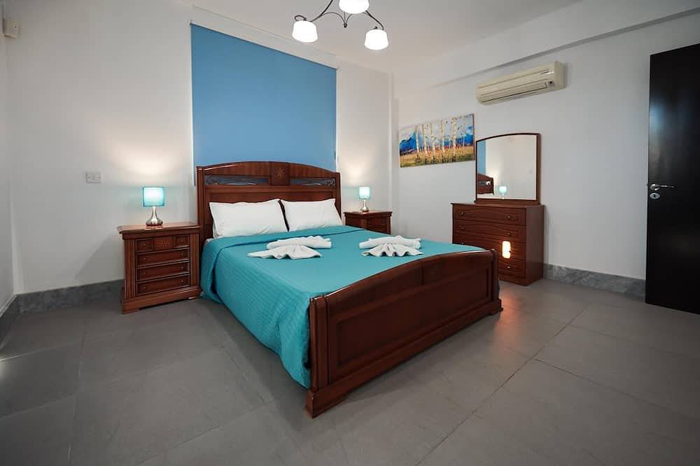 Beach Front Villa Bella Vista by Ezoria Villas in Protaras, Südzypern
